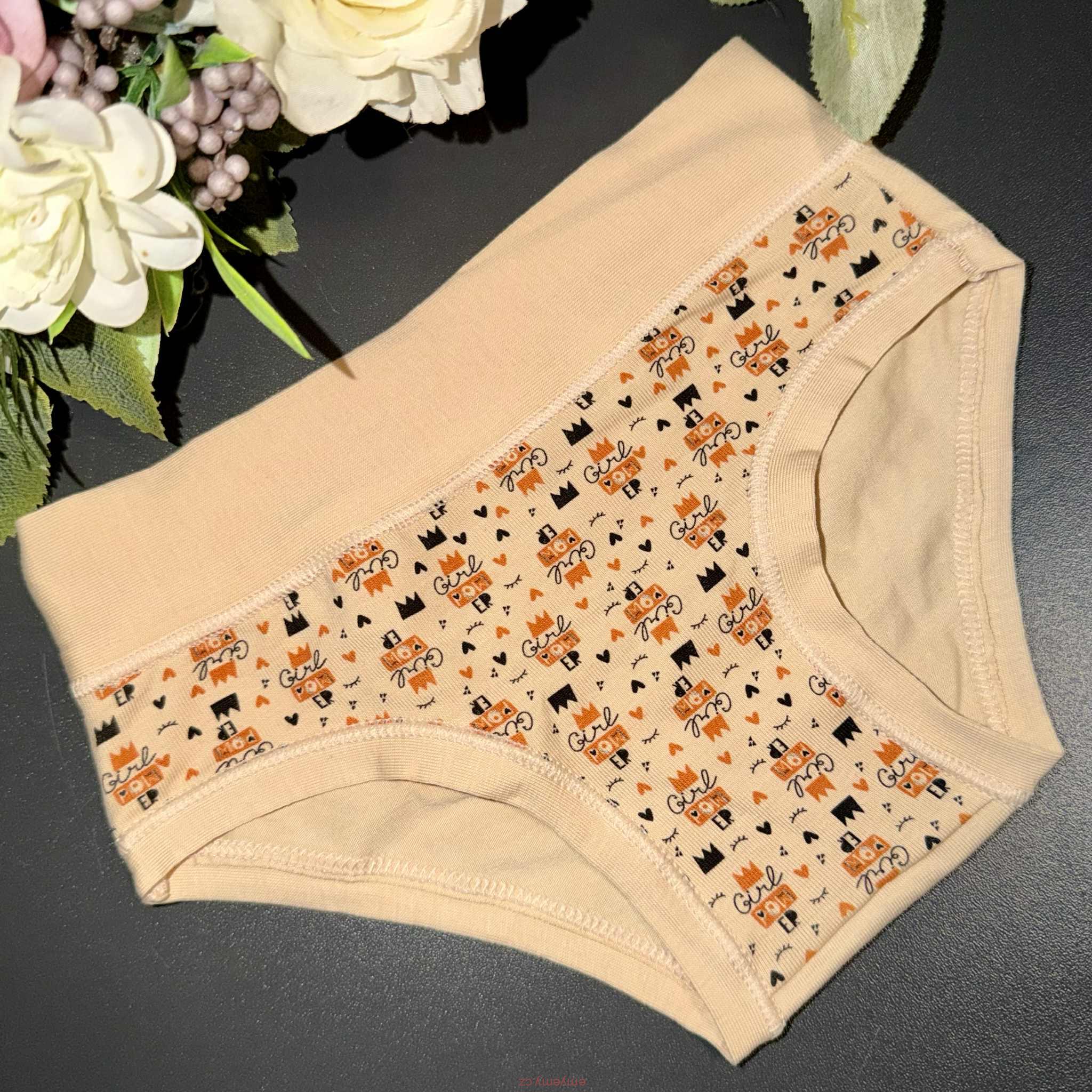 Dívčí kalhotky ALVADA B9710 nude 11/12