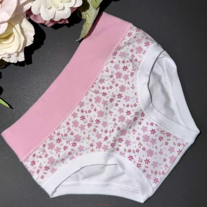 Dívčí kalhotky ALVADA B9714 bianco/pink  6