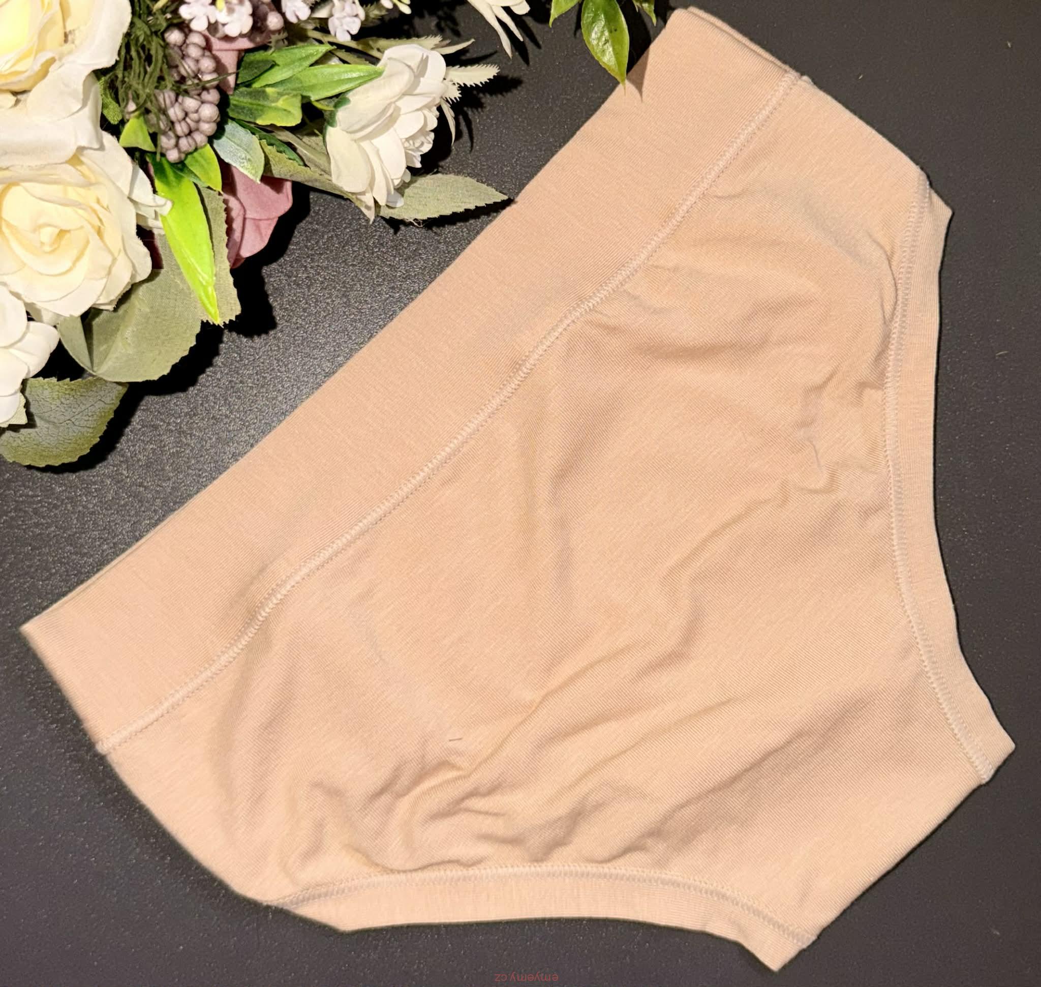 Dívčí kalhotky ALVADA B1906 nude 15/16