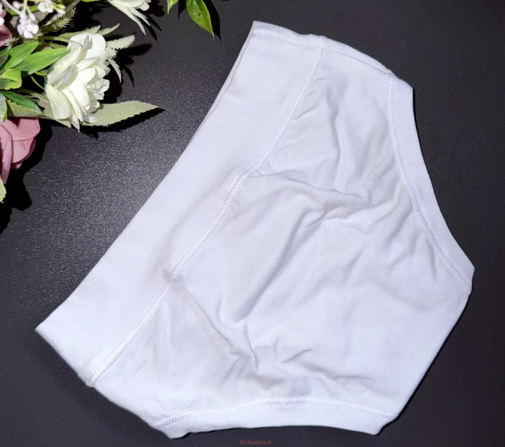 Dívčí kalhotky ALVADA B1906 bianco 9/10