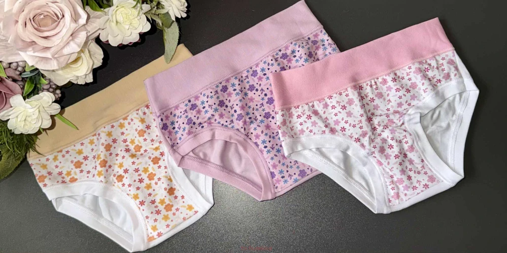 Dívčí kalhotky ALVADA B9714 bianco/pink  7